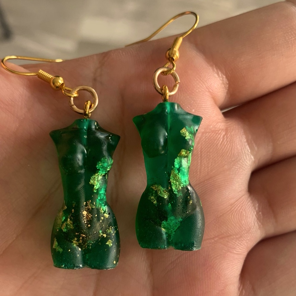 Absoloutly stunning custom to order goddess earing